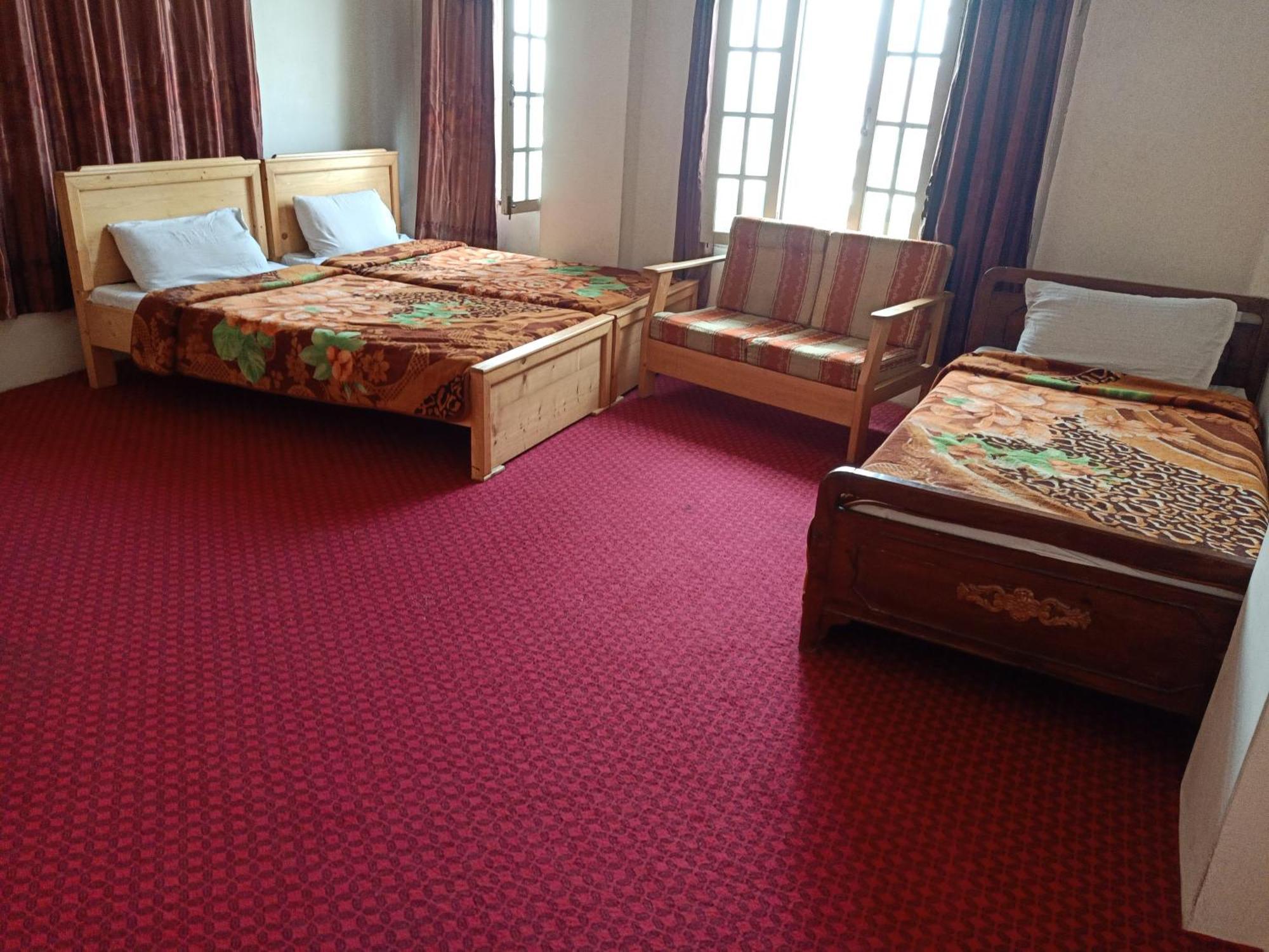 F R Darya E Swat Hotel Saidu Sharif Екстериор снимка