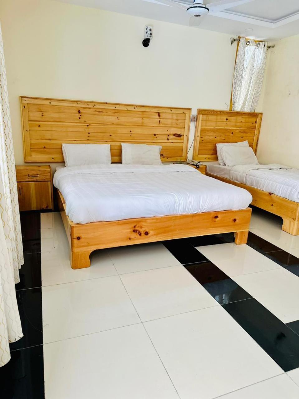 F R Darya E Swat Hotel Saidu Sharif Екстериор снимка