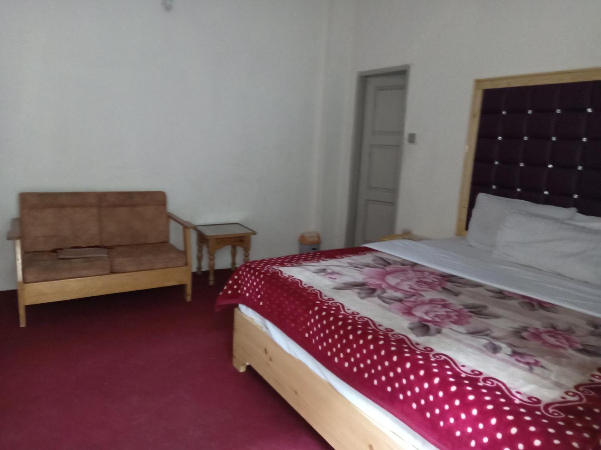 F R Darya E Swat Hotel Saidu Sharif Екстериор снимка
